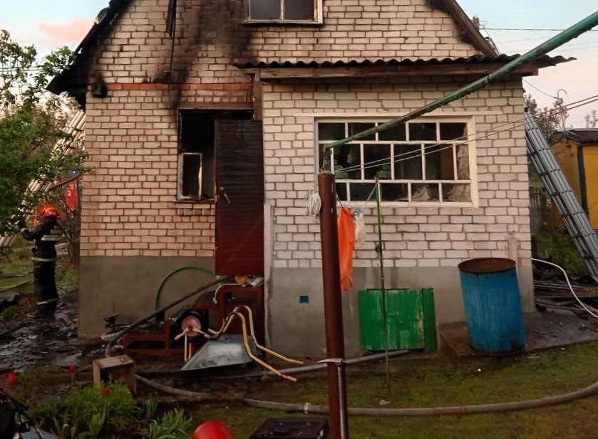 Женщину нашли мертвой на пожаре дачи в Молодечненском районе