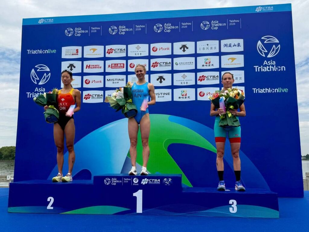 Анна Максимова выиграла Кубок Азии по триатлону в Китае