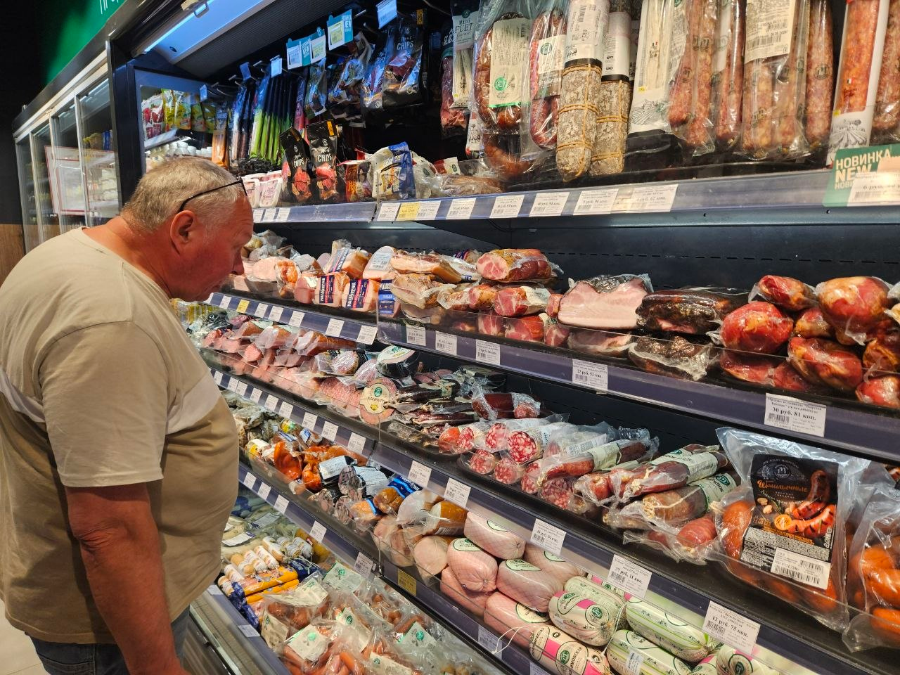Разбирались, почему мясные продукты из Молодечно популярны не только в фирменных магазинах, но и в ТикТоке