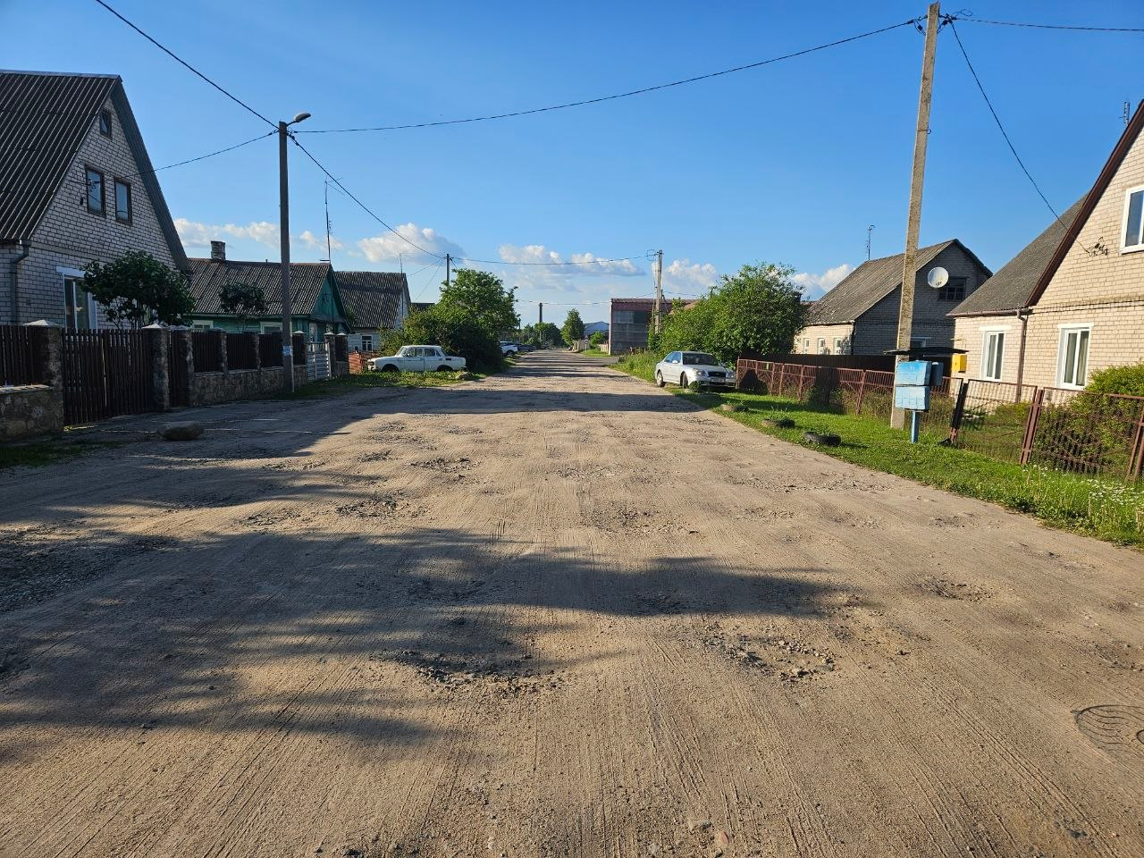Автоледи в Молодечно просят привести в порядок 200 метров дороги