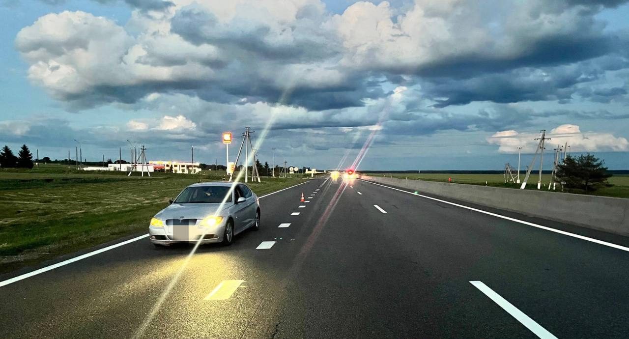 В Воложинском районе 20-летний водитель BMW сбил пешехода