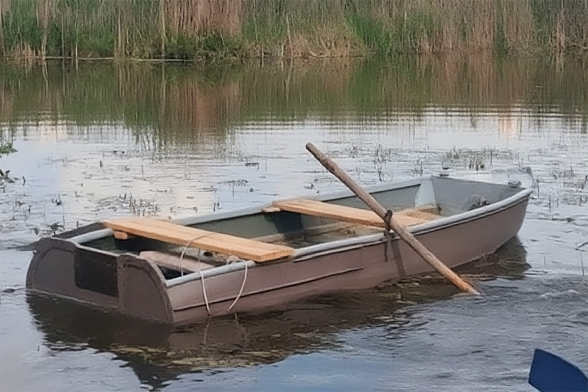 На озере Вишневское в Сморгонском районе угнали лодку