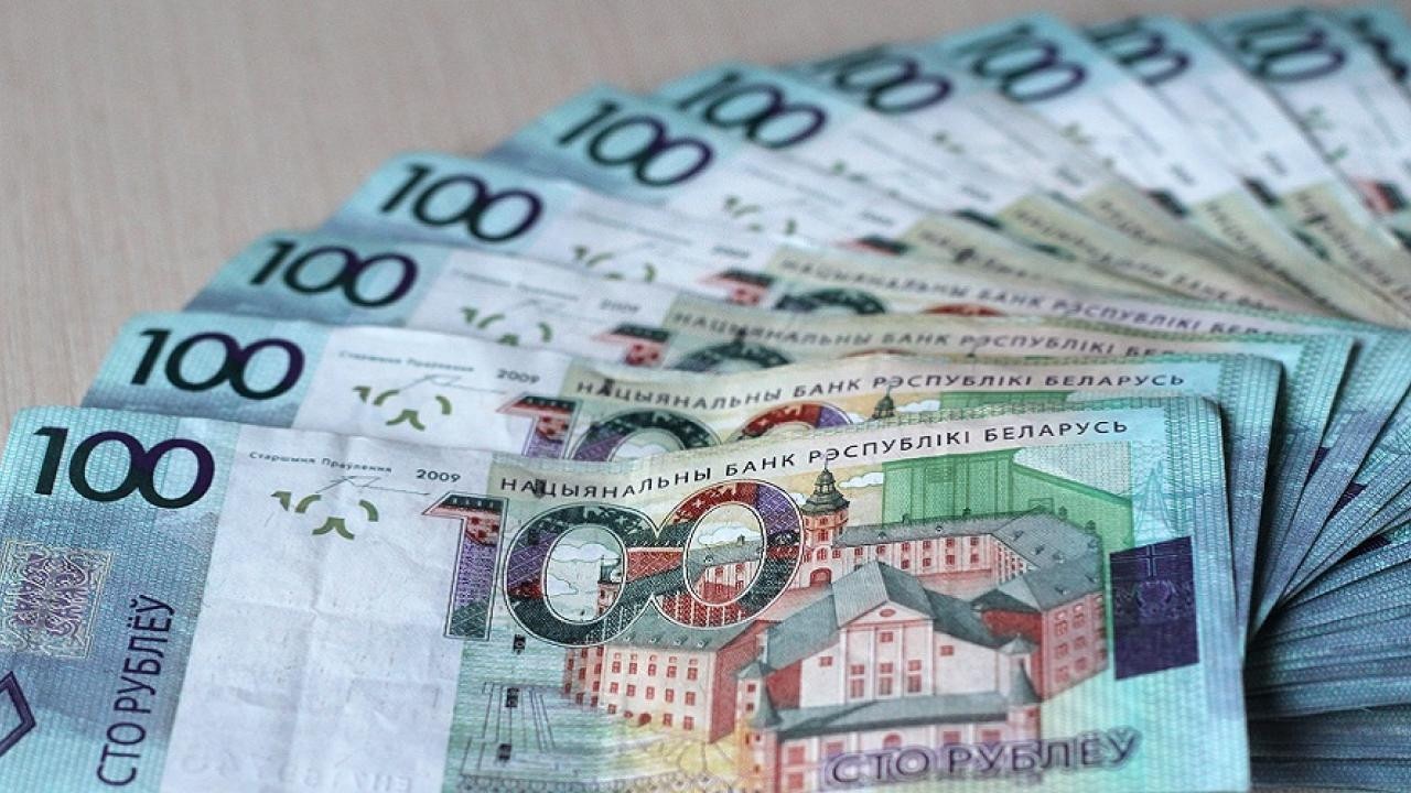 Кому в Минской области готовы платить до 10 тысяч рублей в месяц